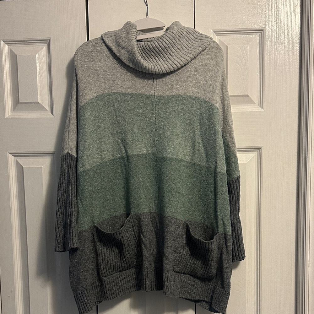 LOFT Turtleneck Gray Green Women's Sweater